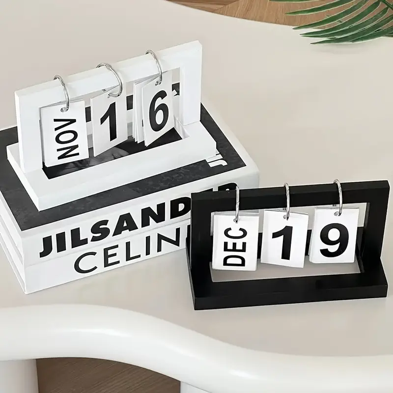 Calendario in Plastica Stile M - Desk Setup Minimalist recensione e prezzo
